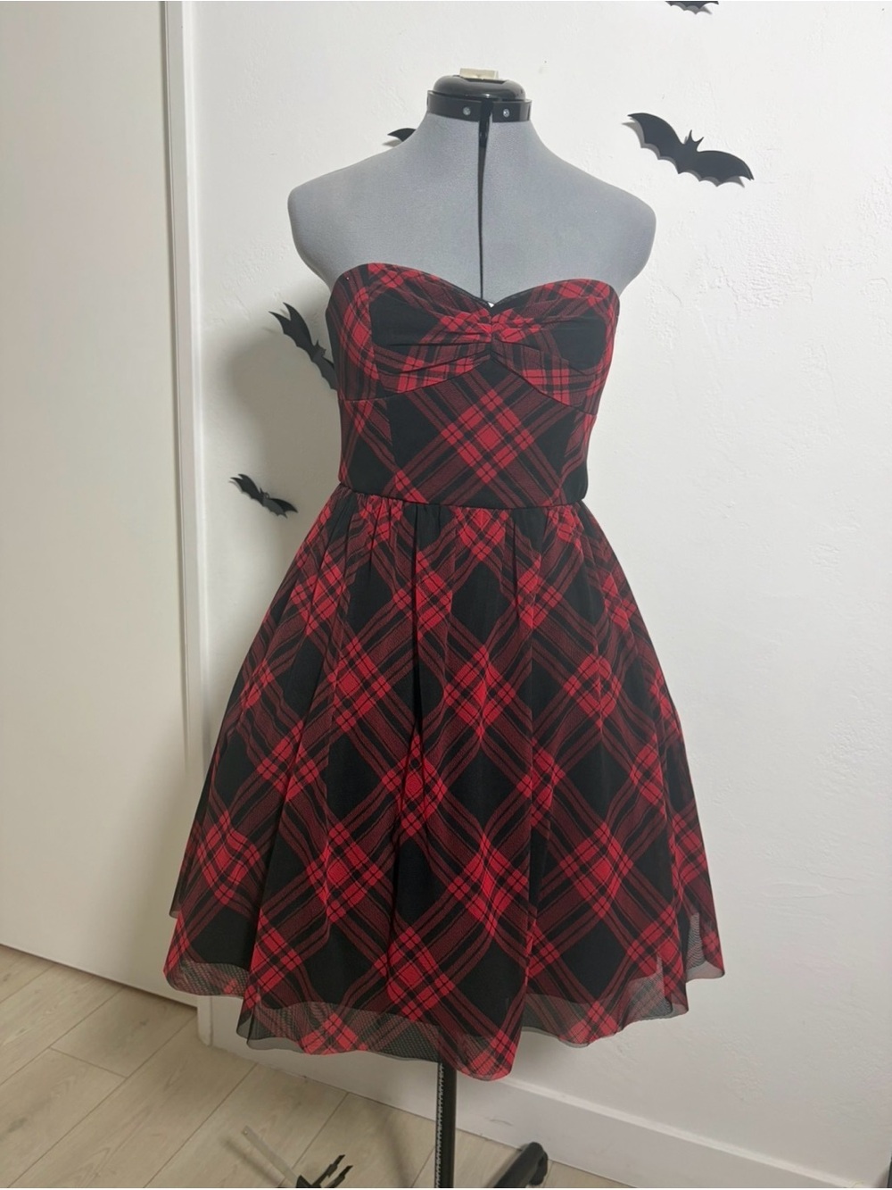 Betsey Johnson Red & Black Plaid Strapless Bow Dress Size 6